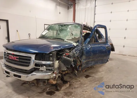 2004 GMC Sierra 2500Hd Sle z USA, uszkodzony, nr VIN 1GTHC29U74E369734